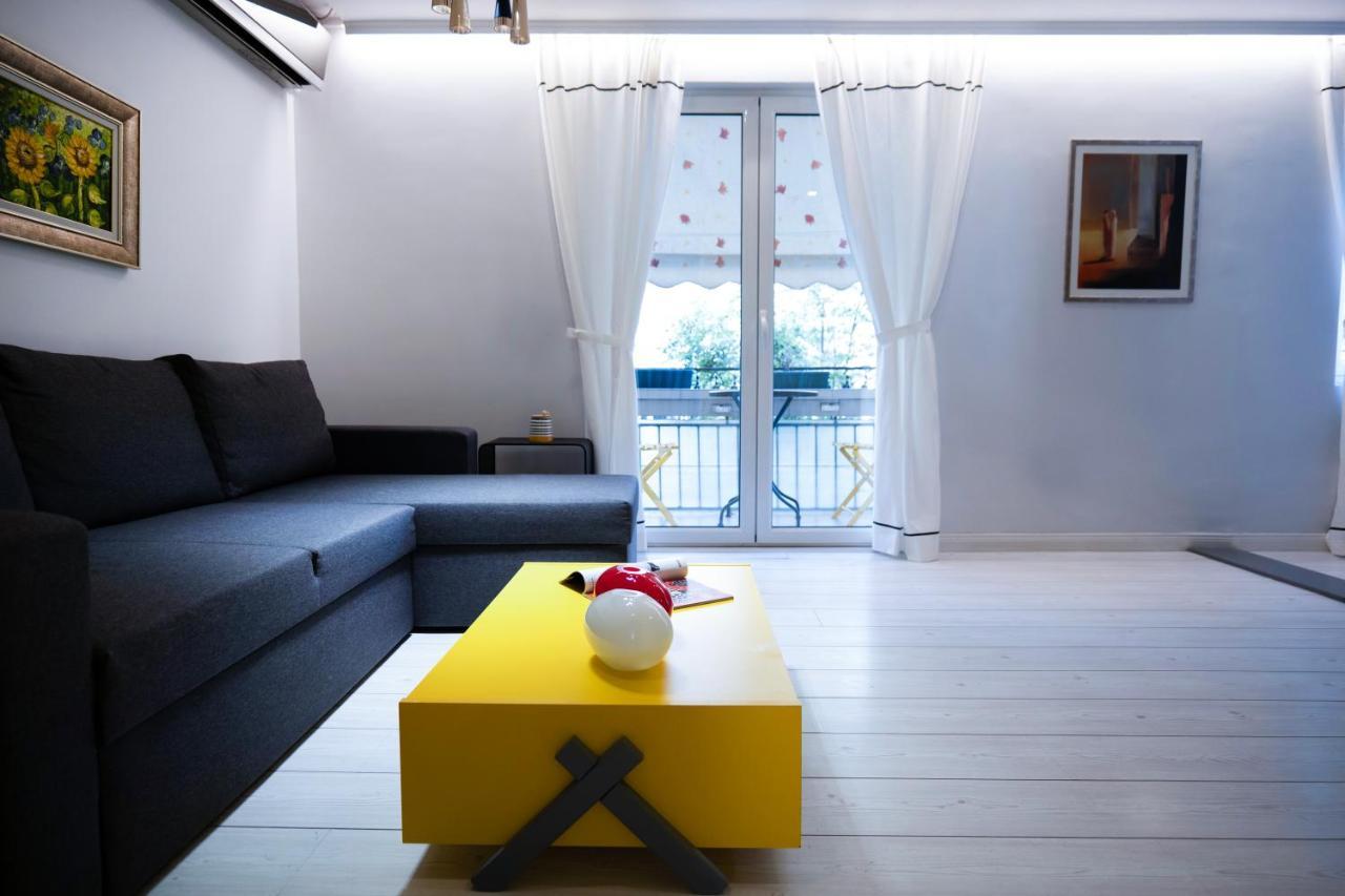 Enxhi'S Apartment ティラナ エクステリア 写真